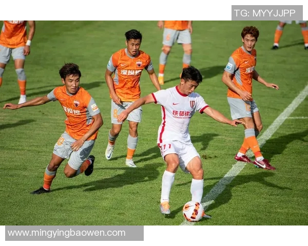 赛后分析：成都排球队与深圳排球队的团队协作与战术对比探讨